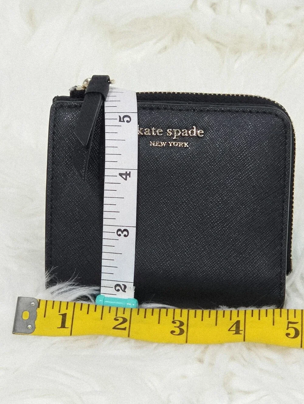 Kate Spade New York Black Leather Bifold Wallet Zip Coin ID Card Holder - Picture 4 of 10